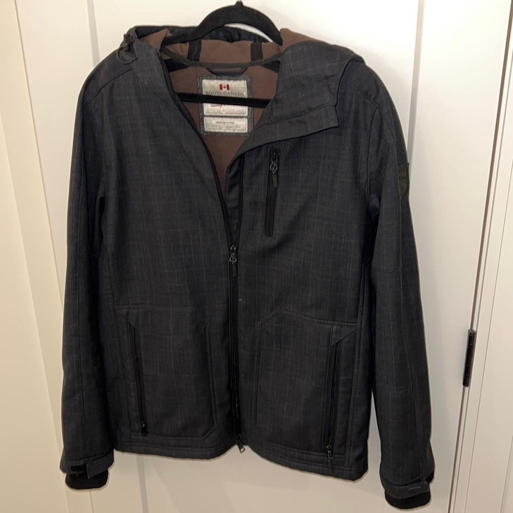 Roots Canada Winters Hooded Jacket with Fleece Lining - Size Medium.